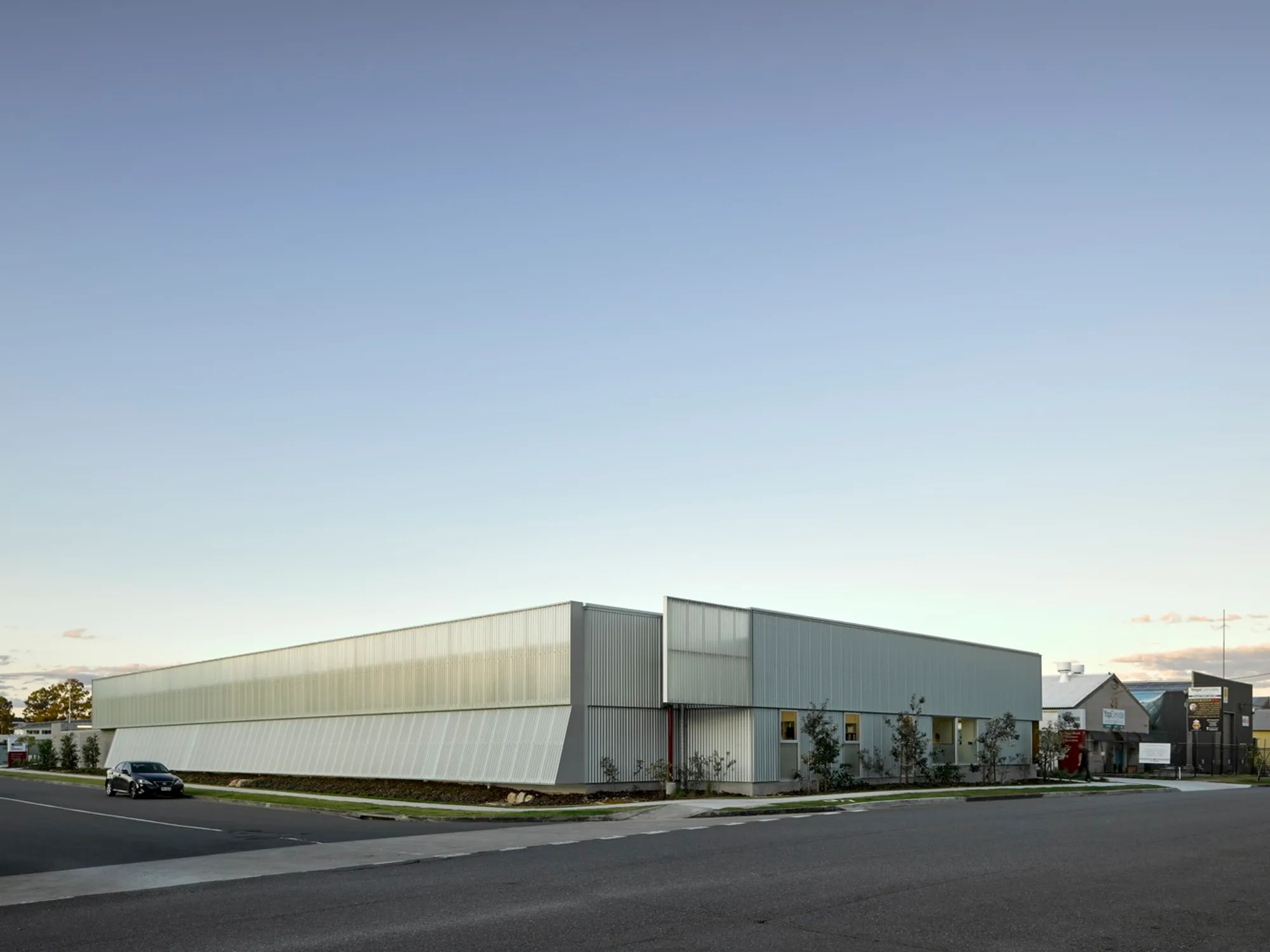 Stafford Vet Hospital: A Harmonious Integration of Function, Nature, and Design by Vokes and Peters