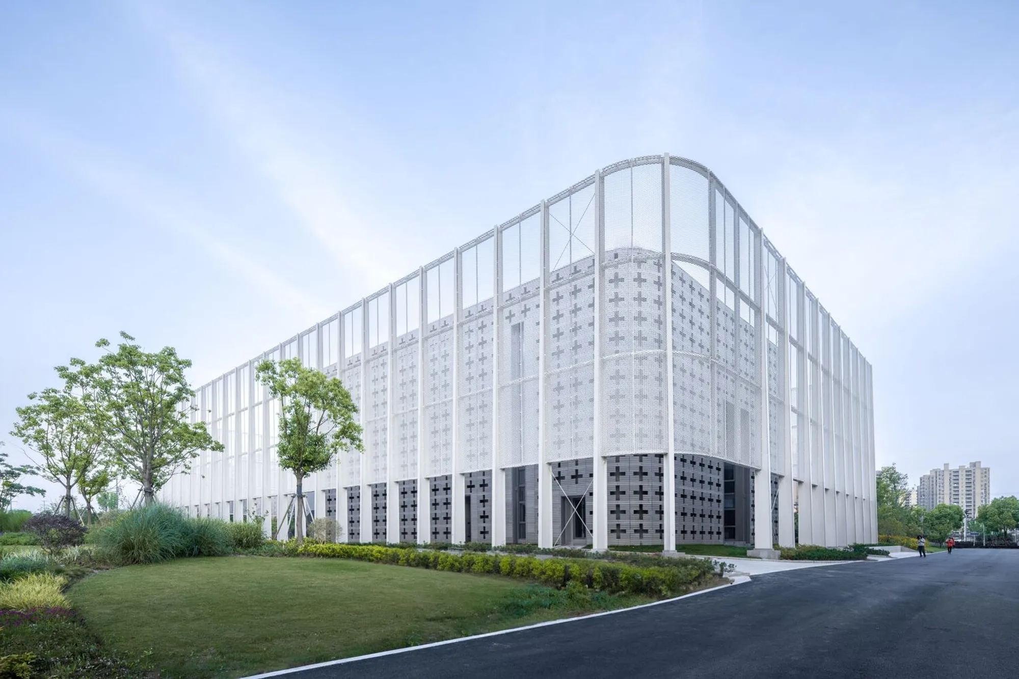 Fengxian Qixian Jesus Church by Wutopia Lab: A Translucent Sanctuary in Jiangnan