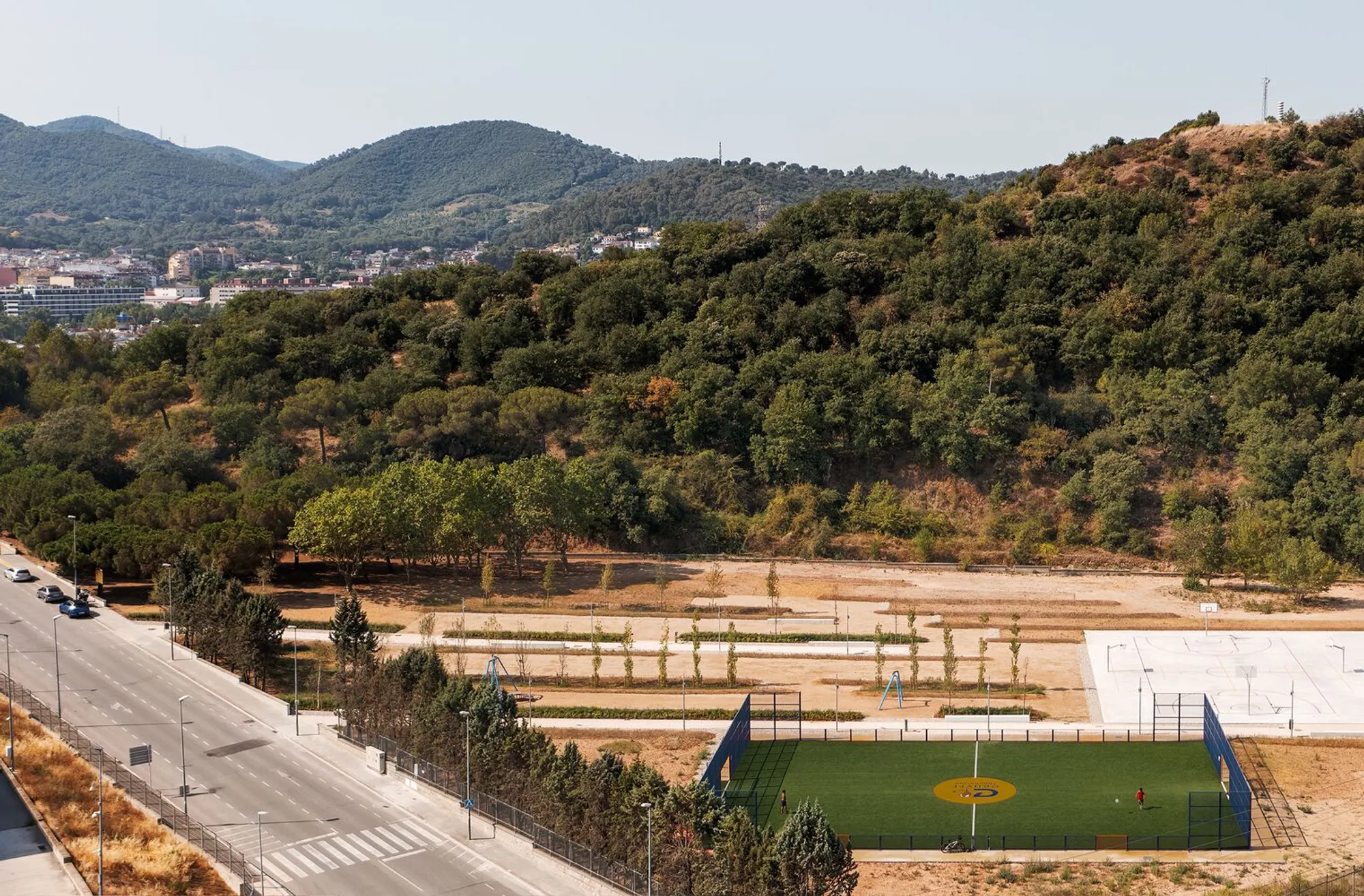 Parque Montornés Norte by Hiha Studio: A Visionary Urban Regeneration Project