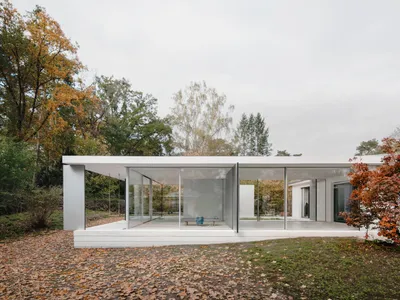 Space With 8 Walls by FAKT Office: A Seamless Extension of Living and Landscape in Berlin