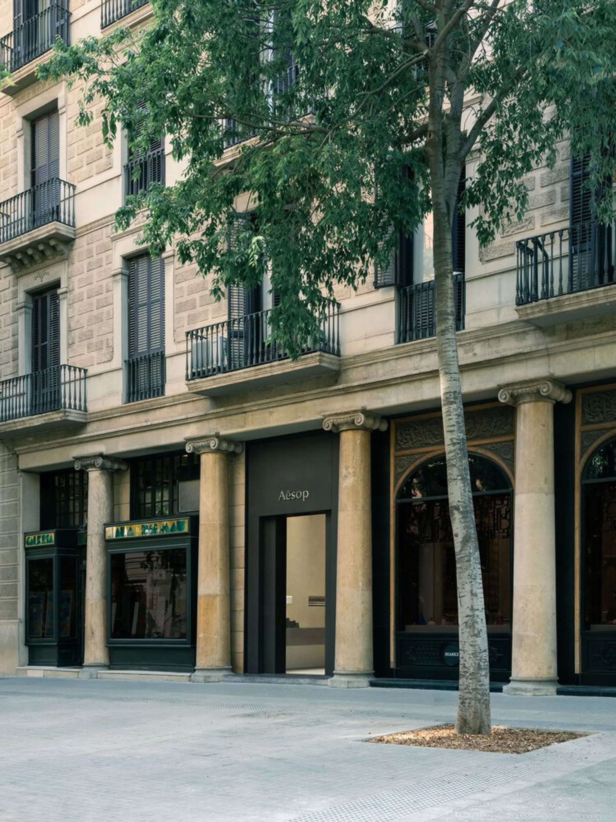 Aesop Store in Barcelona by Barozzi Veiga: A Minimalist Monolith of Sensual Spatiality