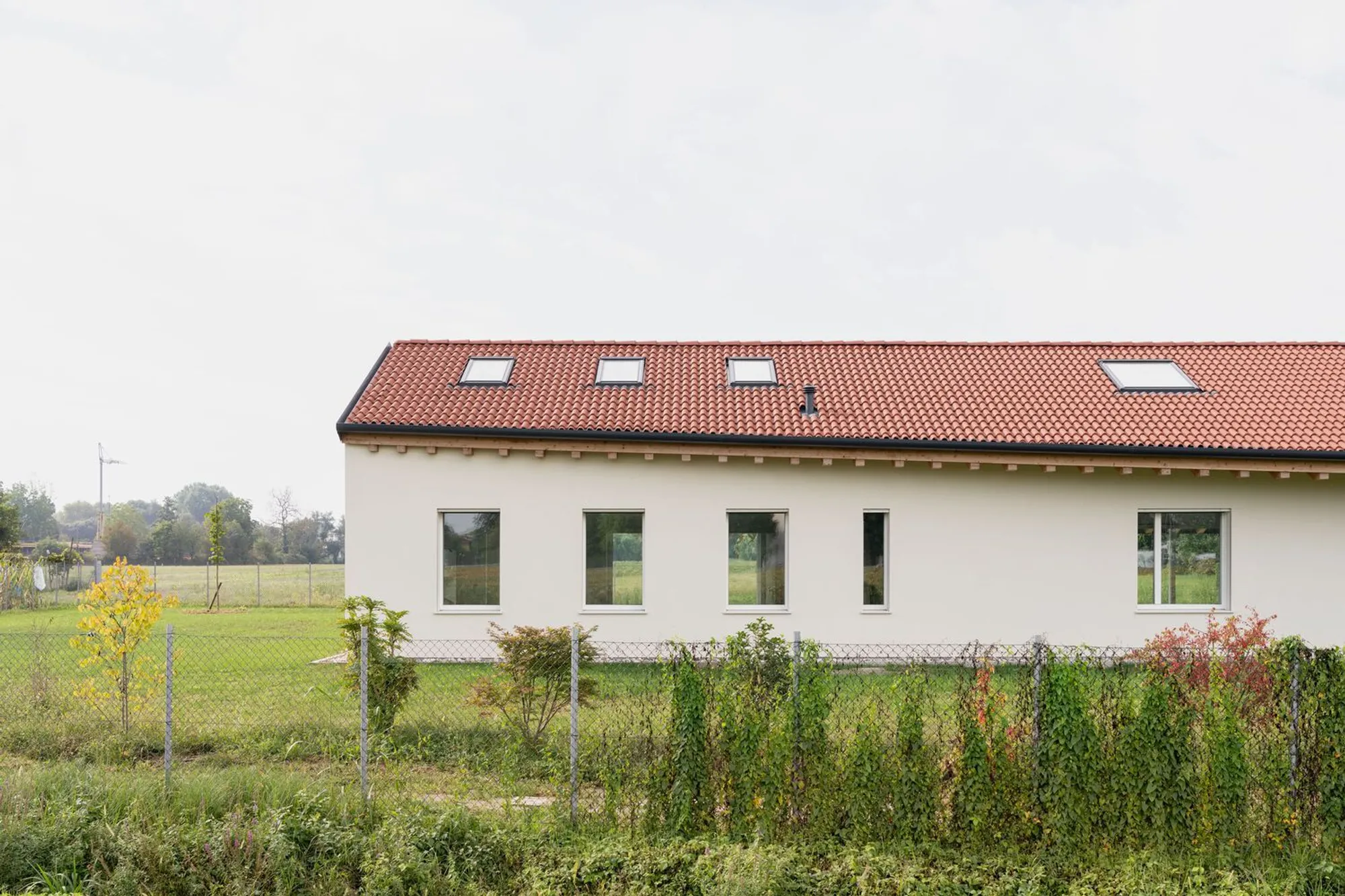 House Plana by Marco Turcato: A Contemporary Rural House Design Rooted in Vernacular Heritage