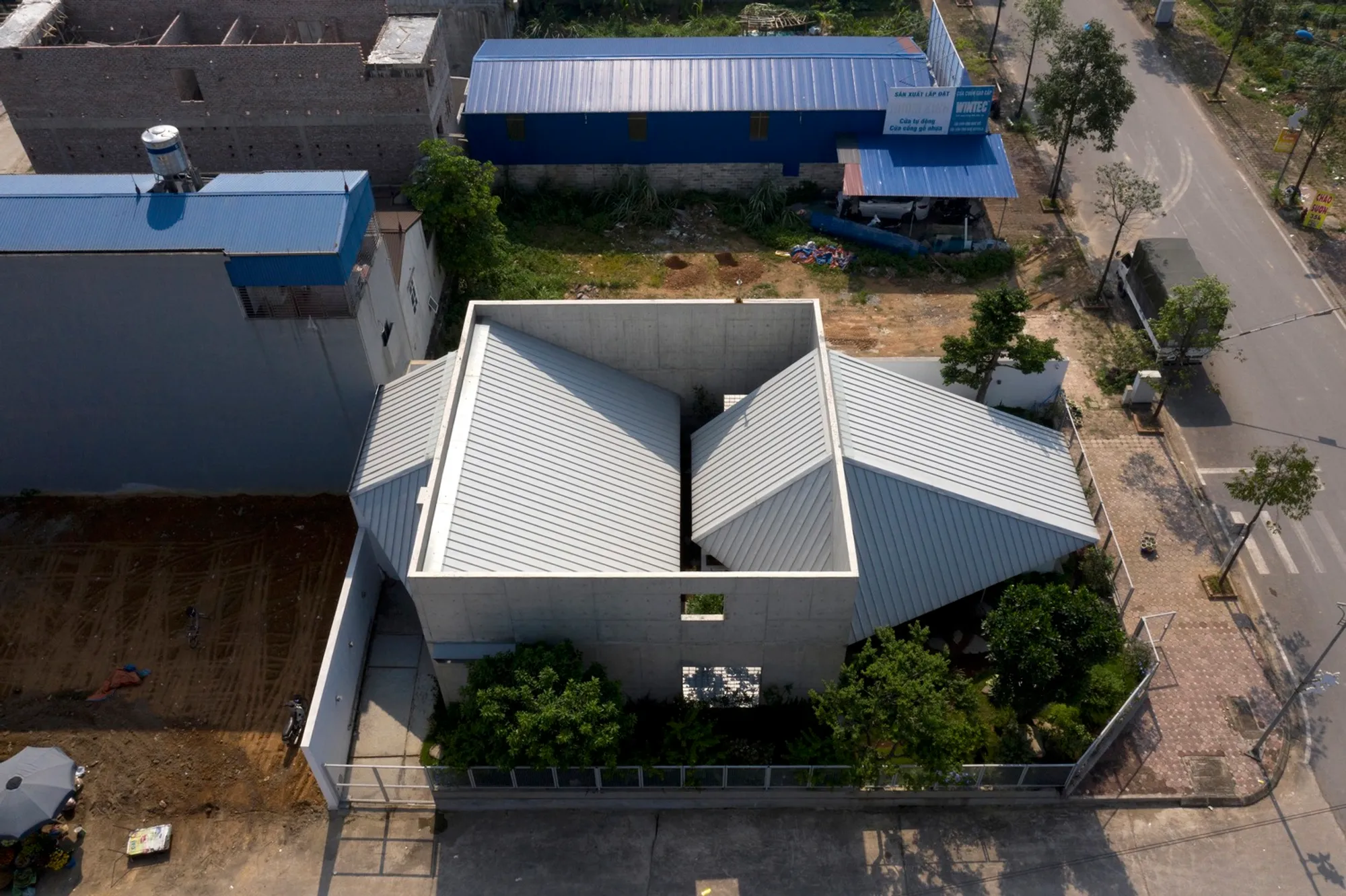 DHY House by AHL Architects: A Tropical Vernacular Home Reimagined for Modern Living in Thái Nguyên, Vietnam