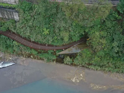 The Dark Line Path: A Poetic Landscape Transformation by mICHELE & mIQUEL + dA VISION DESIGN