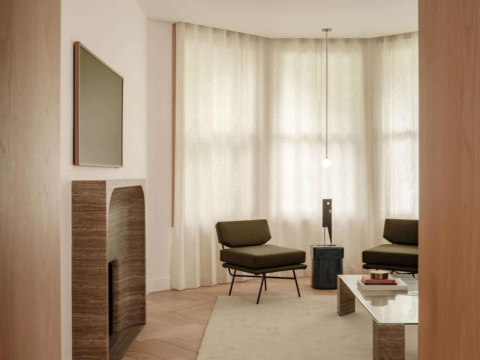 Luxury Apartment Interior Design London: Nenmar's Tranquil Transformation of a Mansion Flat near Battersea Park