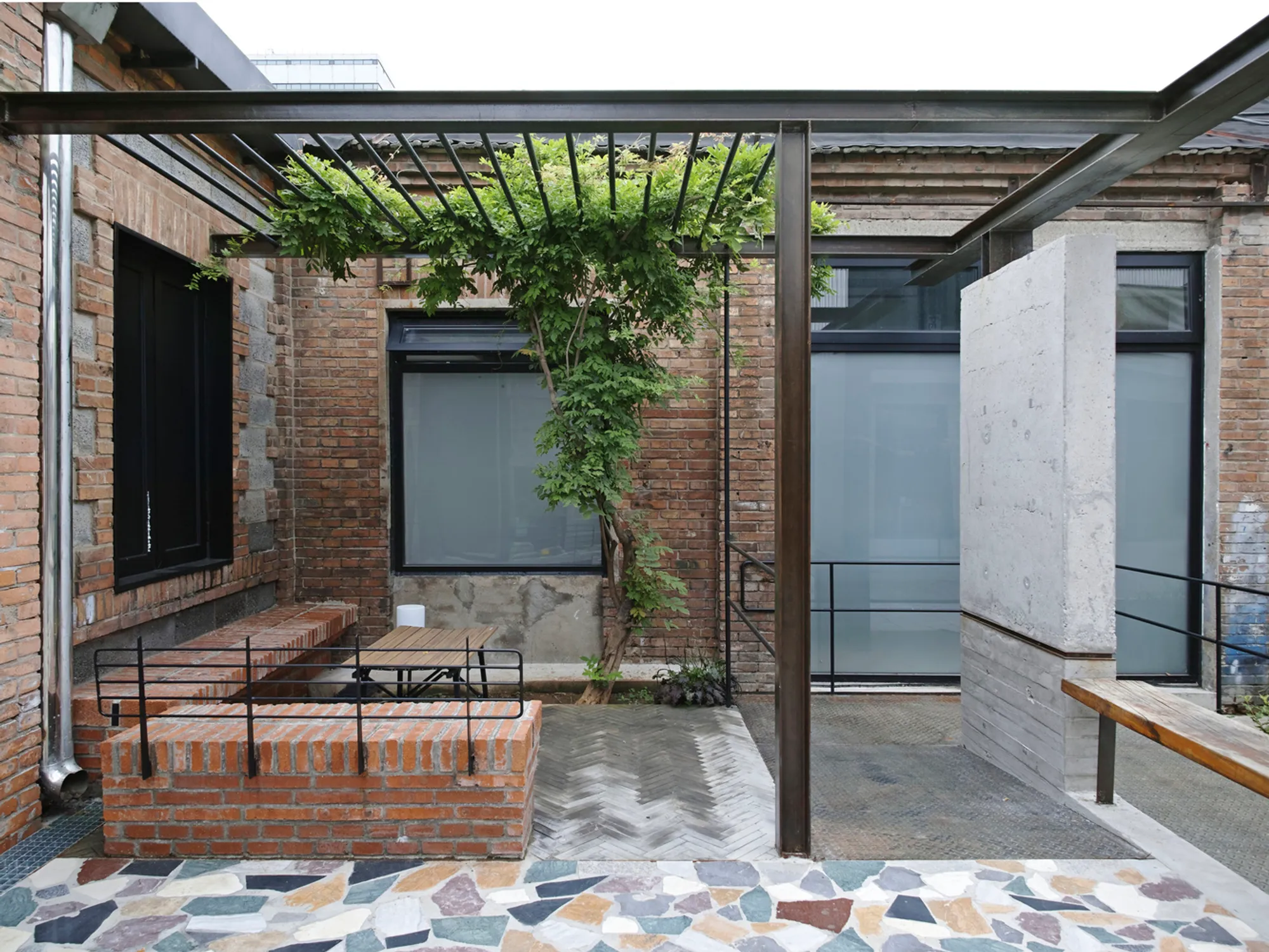 The Wind H Art Center by Jin Qiuye Studio: Rethinking Courtyard Architecture in Contemporary Art Spaces