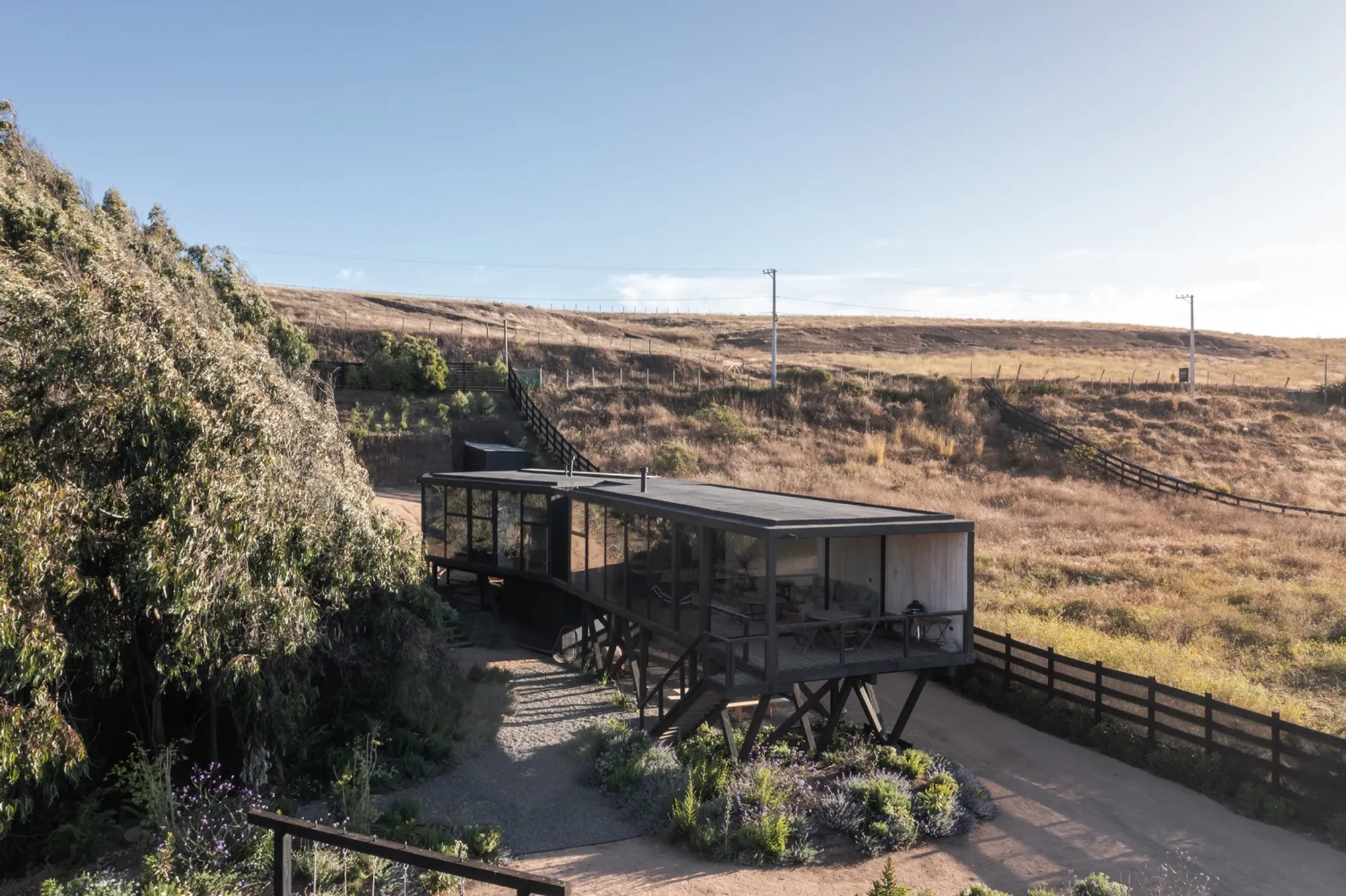 Prat-Valdés House by Raimundo Gutierrez Frías