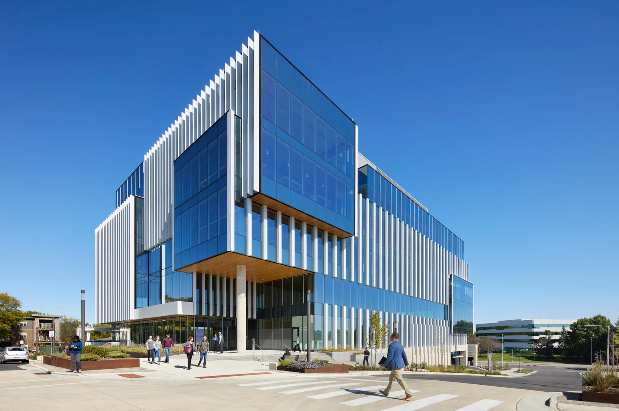 Element Labs by Perkins+Will: A Benchmark in Sustainable Laboratory Architecture