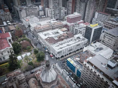 Plaza de Armas Metro Station Building by Beals Lyon Arquitectos: A Monument of Urban Integration in Santiago