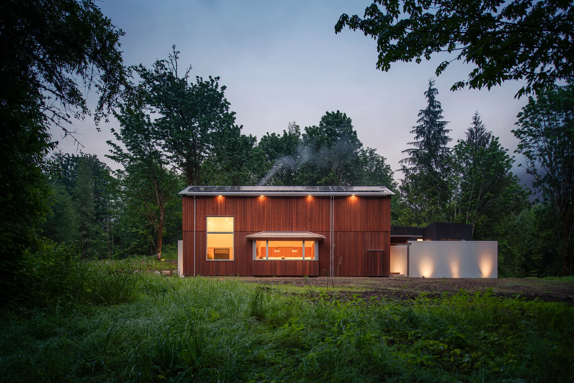 Silver Residence by Studio Nocturne: A Modern Woodland Retreat in the Cascade Foothills