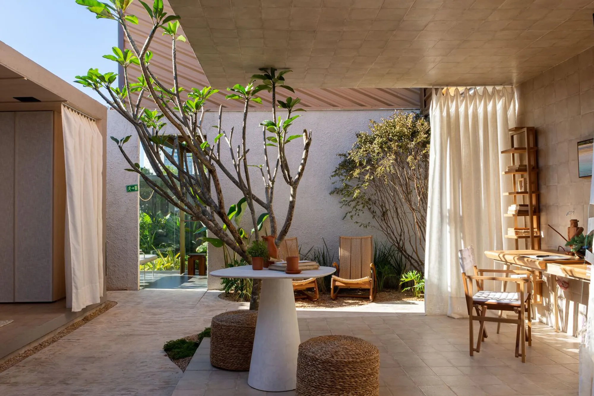 Oásis Ventú House by Bezerra Panobianco