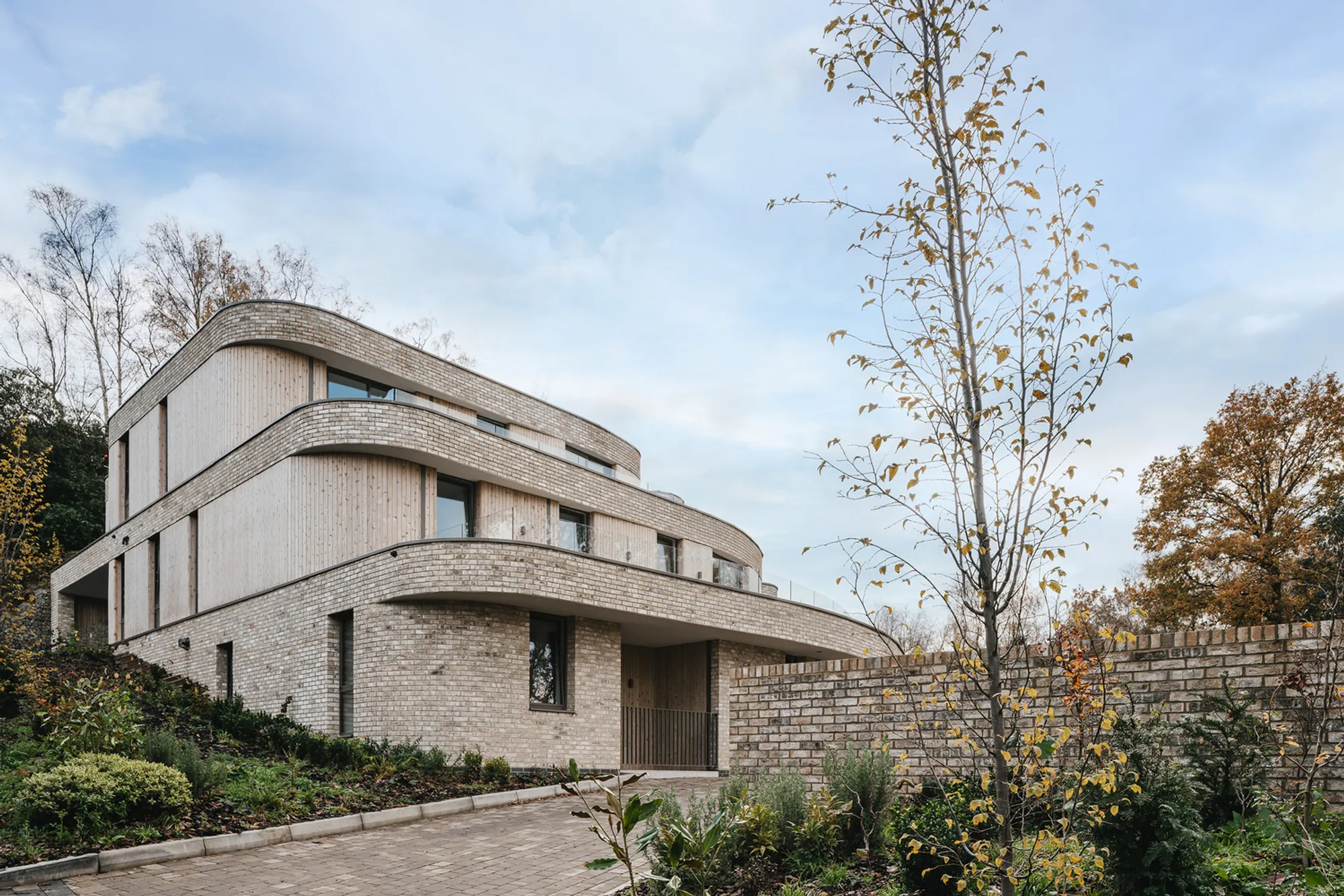 Strawberry Close Town Centre Apartments by OB Architecture
