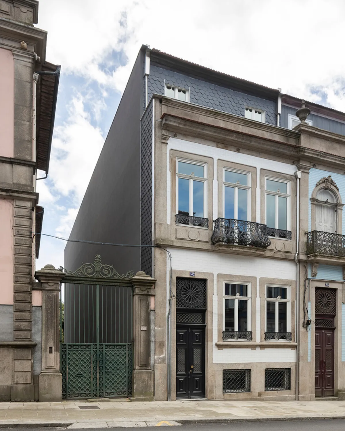House With Glass Walls by fala: A Glass-Walled Renovation Breathing New Life into a Porto Palace
