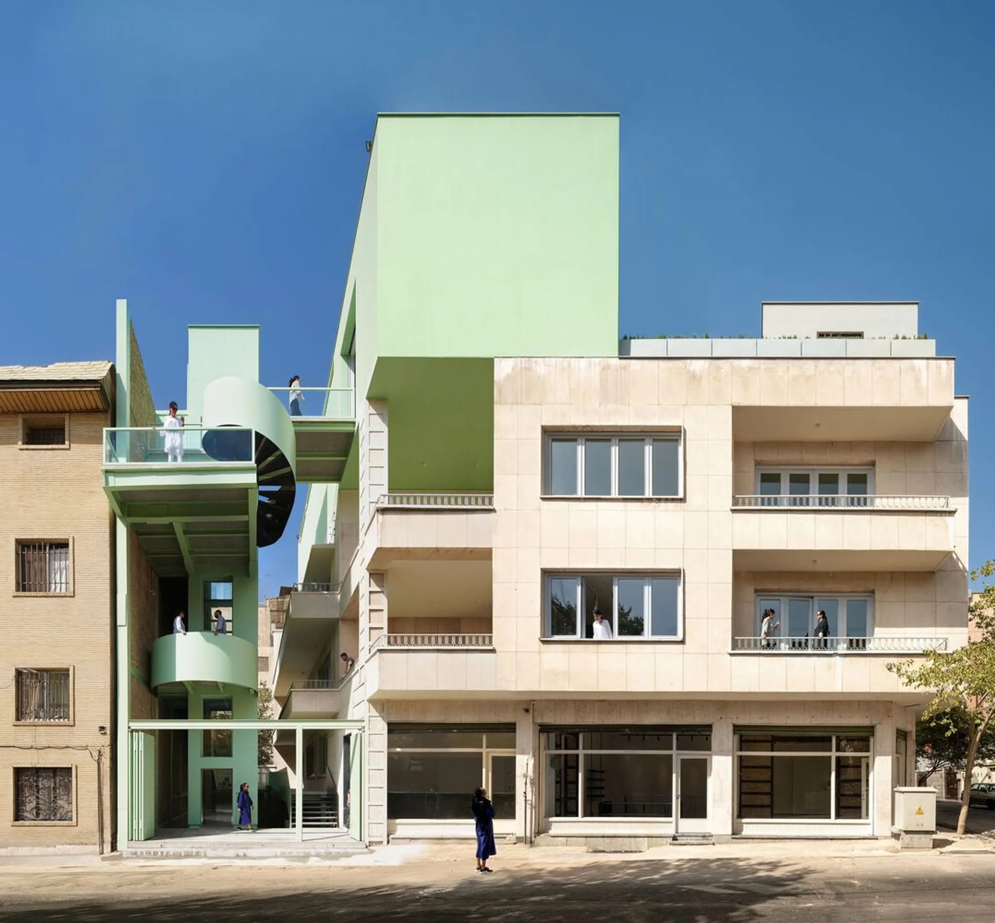 Vast Gallery & Artist Residency by Persian Garden Studio