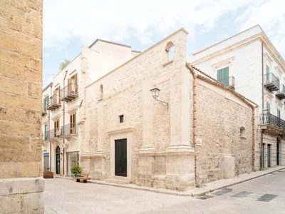 Prior Ecclesia – A 16th-Century Church Transformed into a Contemporary Office