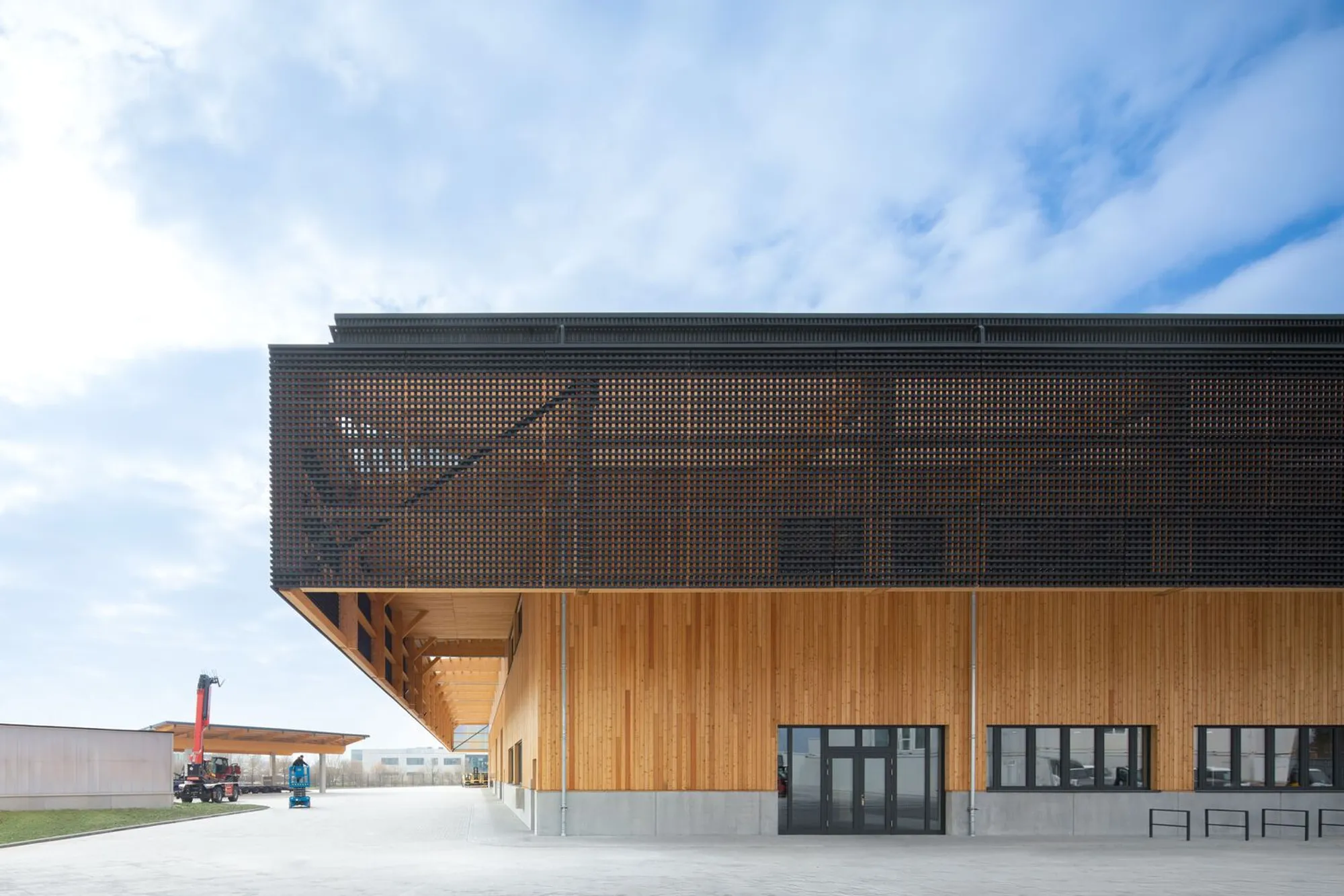 The Timber Hat Building by rundzwei Architekten