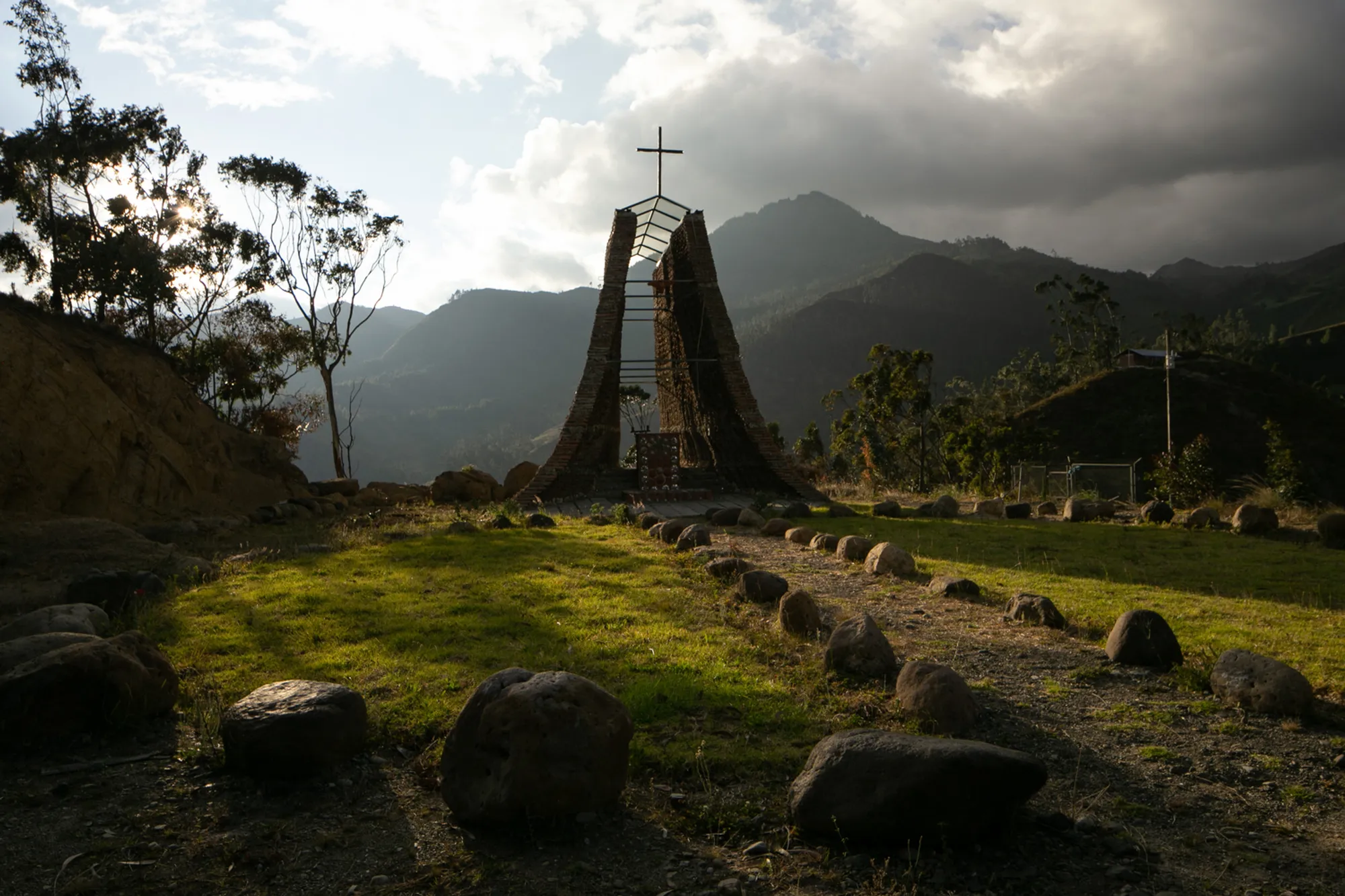 Jimenez Arquitectos and FB+ Estudio Build a Chapel from Salvaged Tiles in Ecuador's Andean Highlands