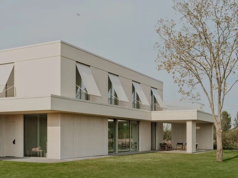Sustainable Timber House Design: Lime and Timber House