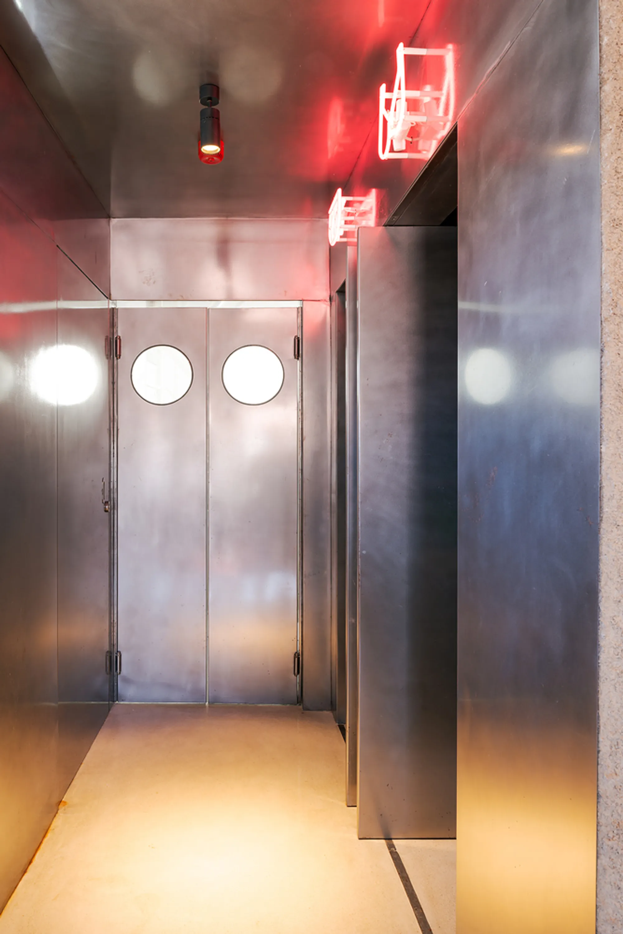 COM/O Atelier Turns a Codfish Workshop Concept into a Raw, Luminous Restaurant in Portugal
