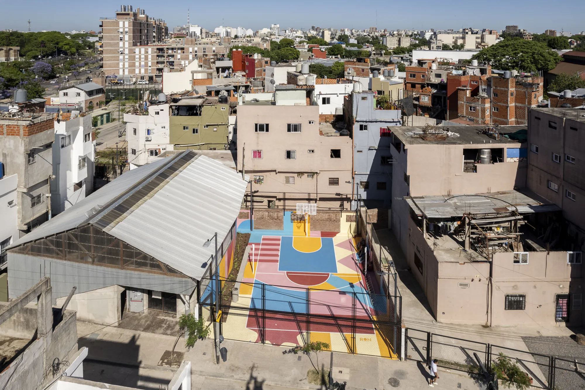 Región Austral Weaves a Network of Public Spaces into a Buenos Aires Informal Settlement