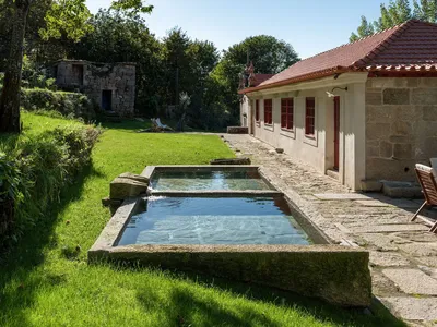 Correia/Ragazzi Arquitectos Revive a 14th-Century Douro Manor Abandoned for Four Decades