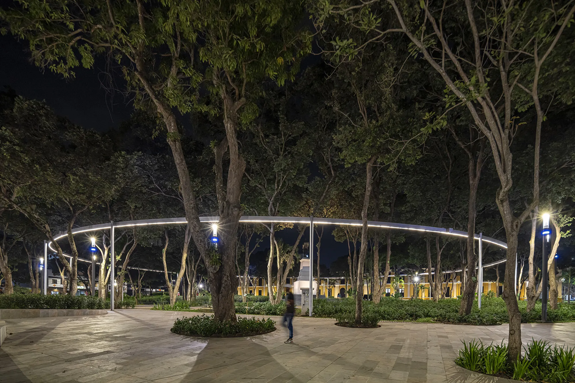 TABUÚ and Iván Acevedo Arquitectura Reclaim a Century-Old Colombian Park from Cars and Crime
