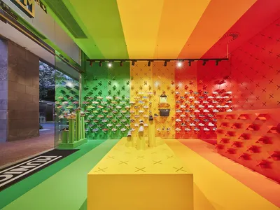 Studio Animal Wraps a Barcelona Sneaker Shop in Hundreds of Extruded X-Shapes
