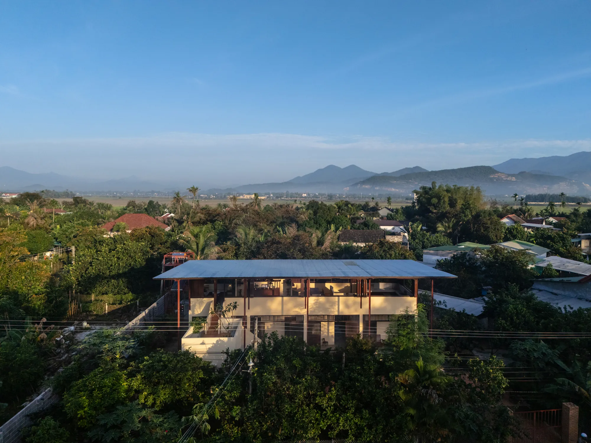 DB Horizon House by SAL: A Harmonious Blend of Tradition and Modernity