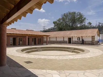 Laboratorio de Acupuntura Urbana Converts a Chiapas Slaughterhouse into a Community Development Center