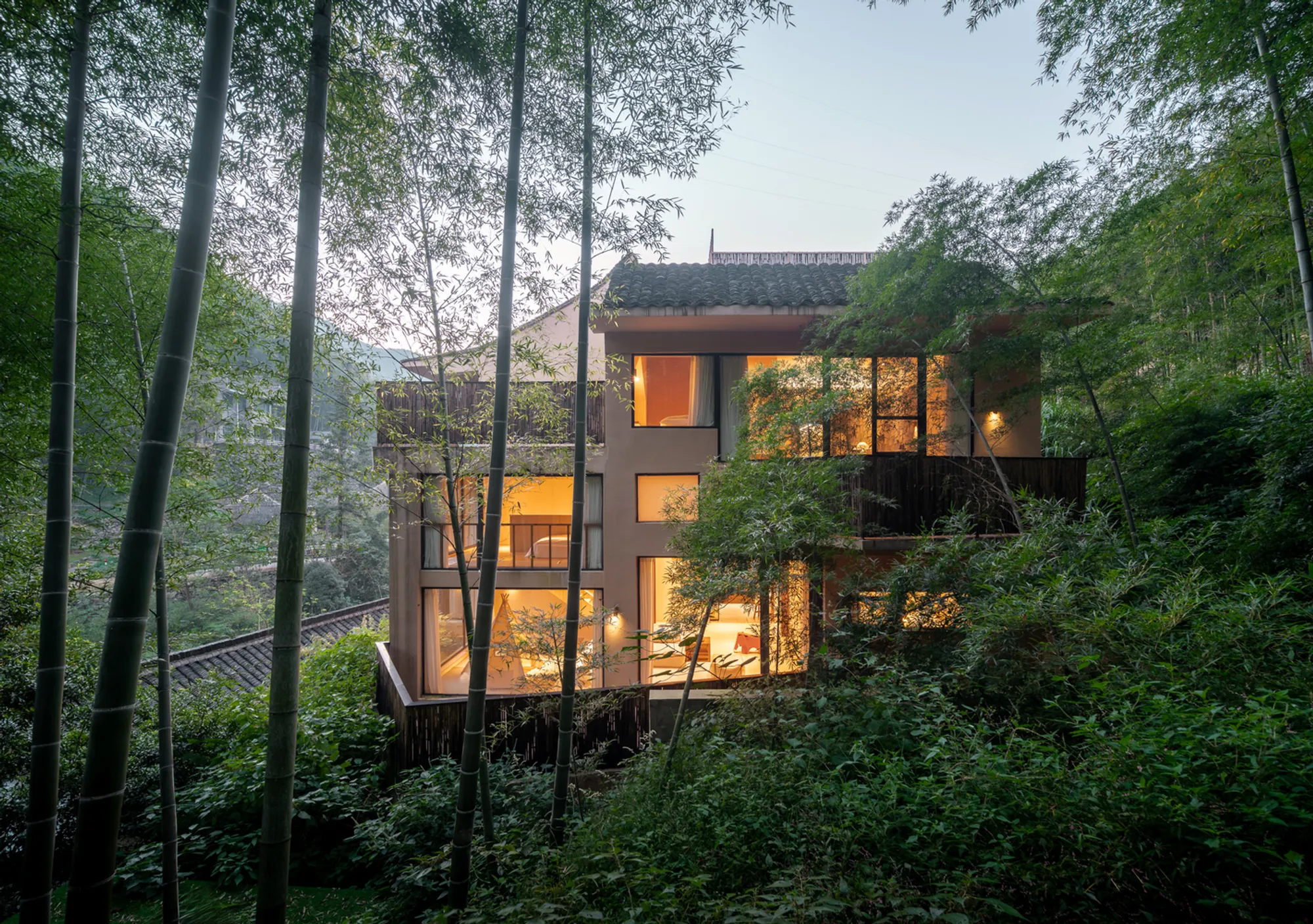 NEOSSPACE Weaves Rice Paper and Reclaimed Stone into a Mountain Inn near Yuyao's Ancient Villages