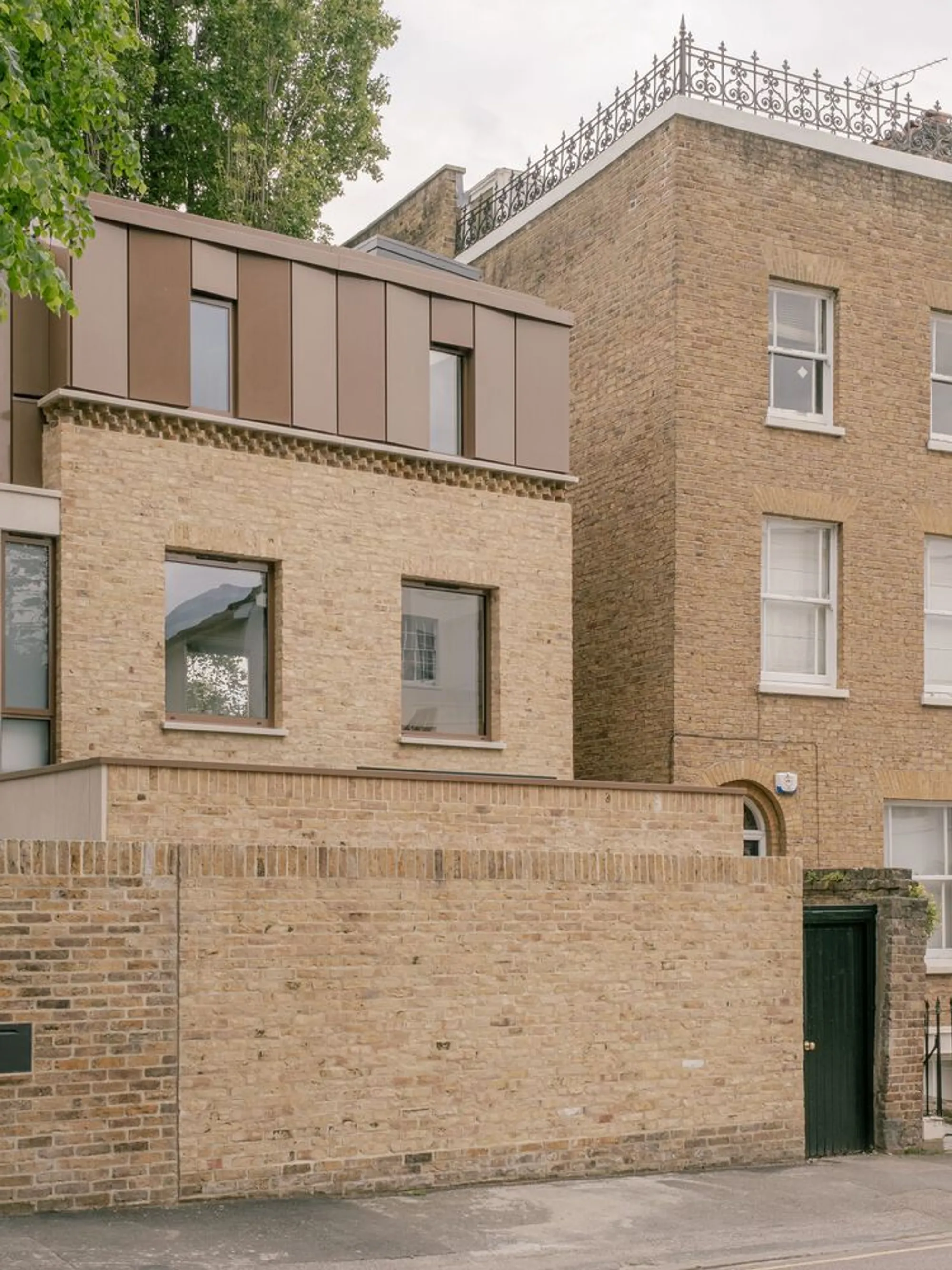 Mailen Design Tucks a Mews House into a Blackheath Conservation Area on a Former Garage Plot