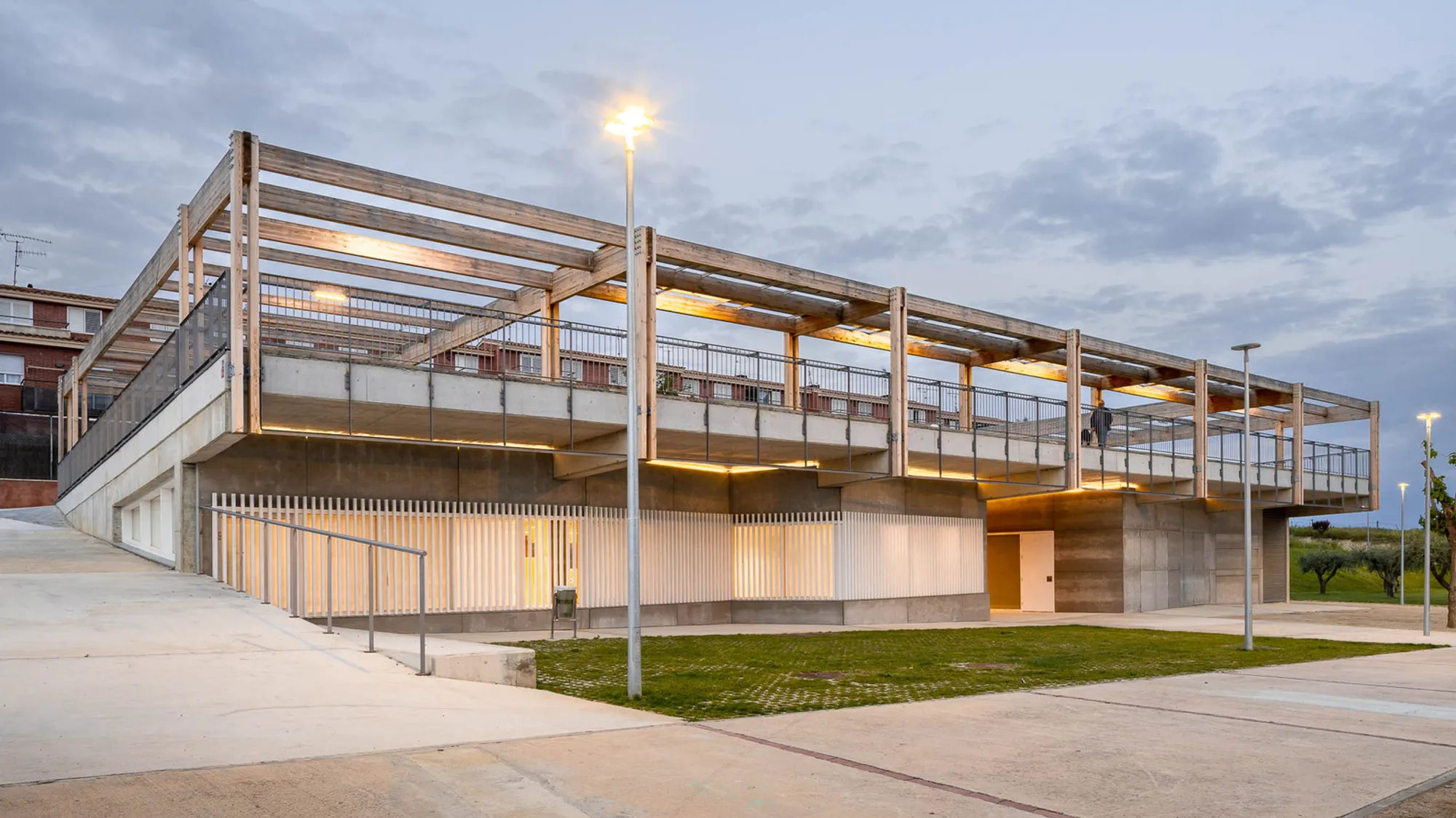Valor-Llimós Buries a Library Beneath a Park in Sant Martí Sarroca
