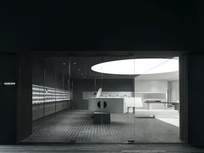 GLASS STAR Eyewear: A Minimalist Retail Store Design That Blends Art and Functionality