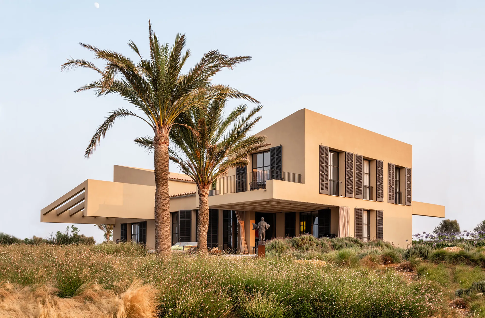 House 1710 by JLE Arquitectos: A Contemporary Take on Traditional Mallorcan Architecture