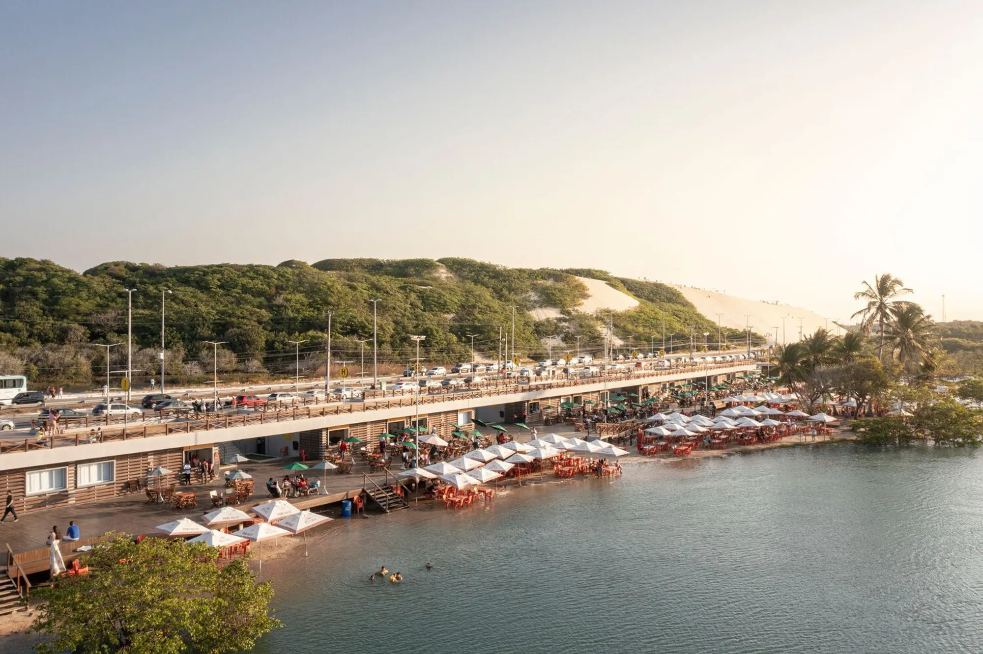 Sabiaguaba Gastronomic Complex: A Model of Sustainable Coastal Architecture