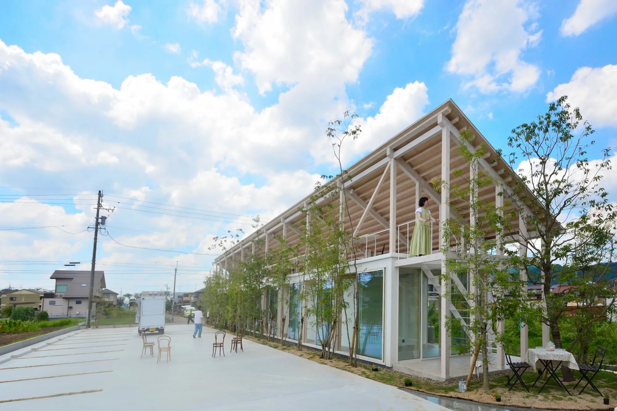 Beauty Salon in Kakamigahara by Studio Velocity: A Harmonious Blend of Architecture and Nature
