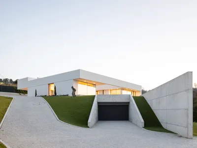 House in Douro Valley by Logoexisto | Paz da Costa Arquitetura + Interiores