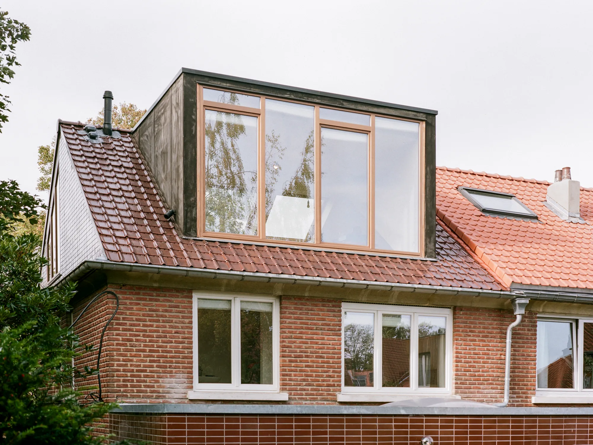 VNBC House by Bauclub: A Harmonious Blend of Heritage and Contemporary Design