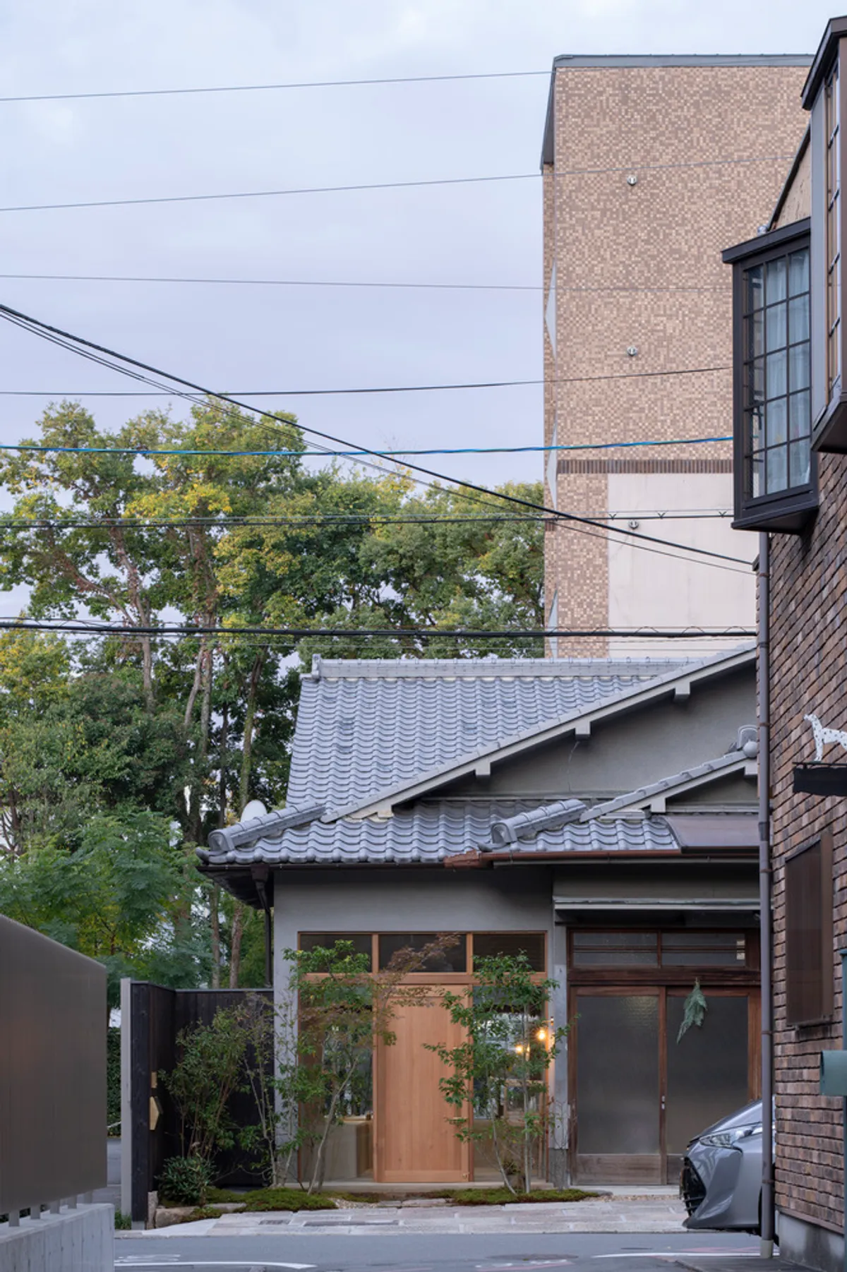 Yasukawa Hair Salon by Koyori: A Harmonious Blend of Tradition and Modern Design