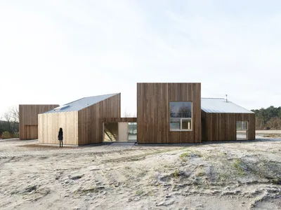 Tidal House by Studio to po ma: A Harmonious Blend of Architecture and Landscape