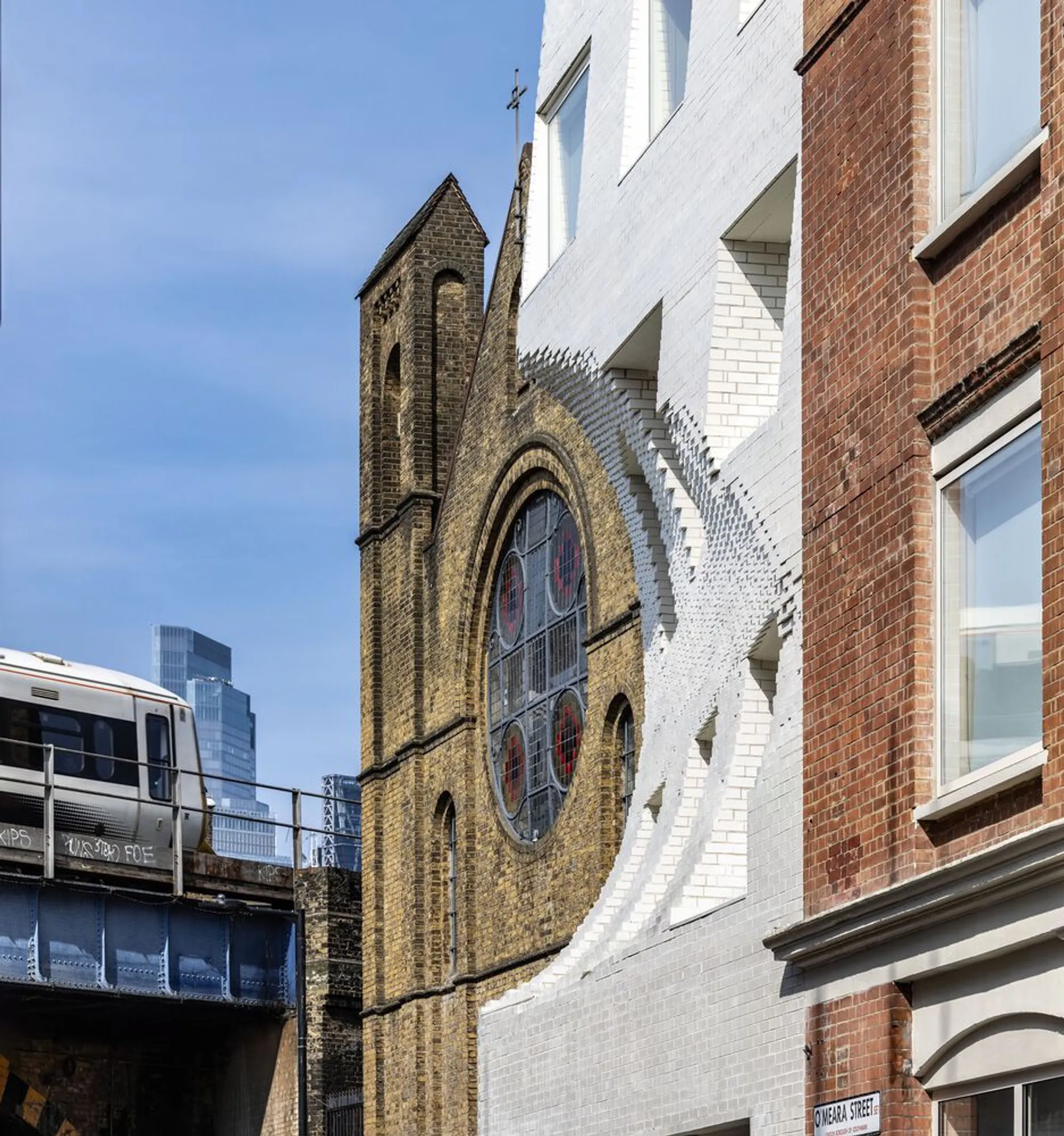 The Scoop Office Building: A Landmark of Innovation and Sustainability in London