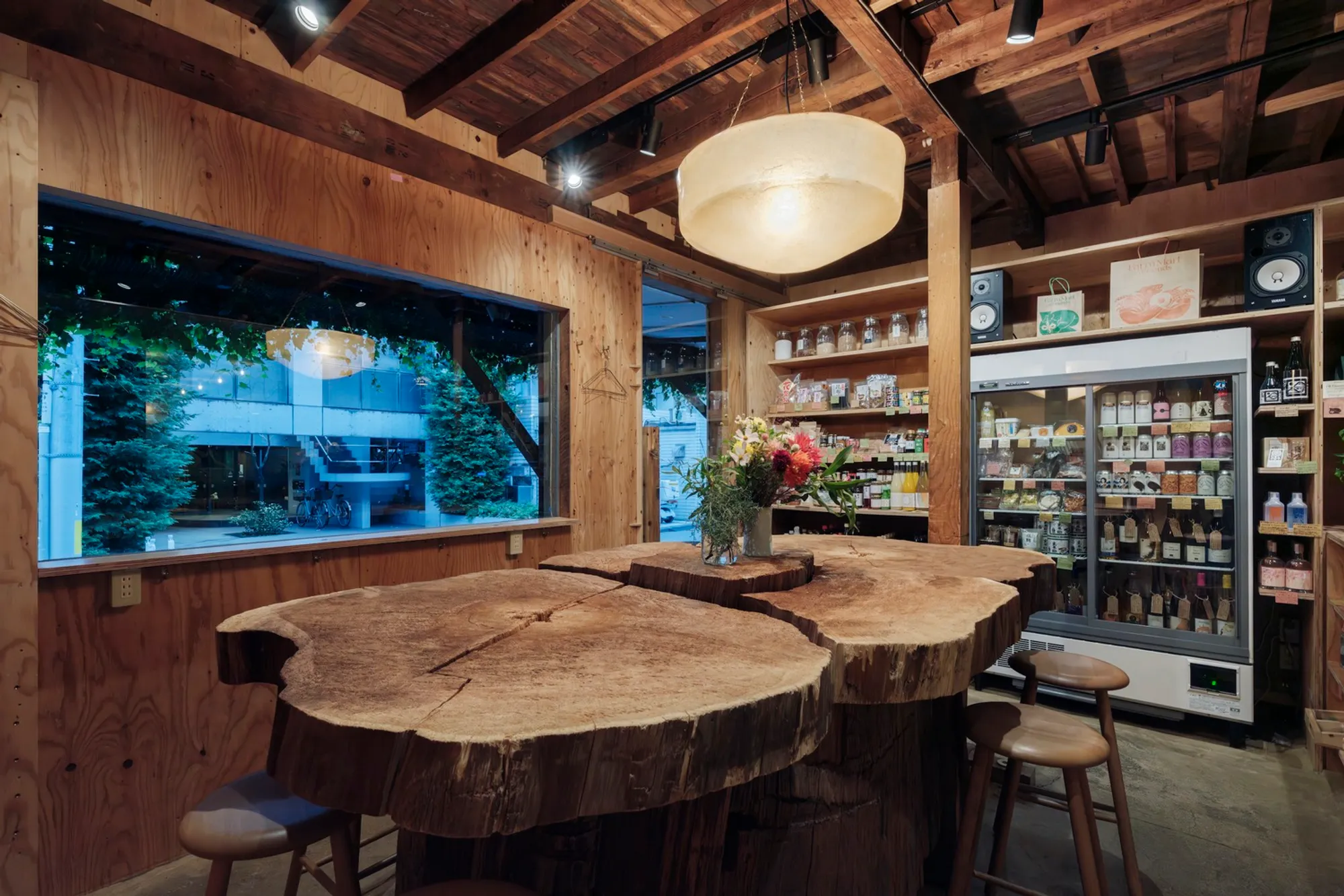 CIMI Restaurant: A Masterpiece of Sustainable Restaurant Design in Tokyo