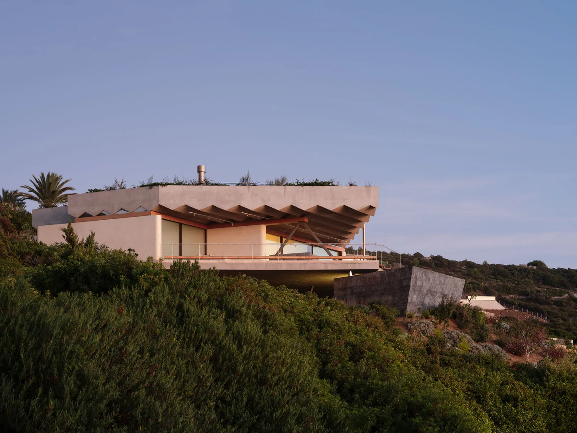 PS-50 House by Langarita Navarro Arquitectos: Merging Architecture with Nature’s Rugged Landscape