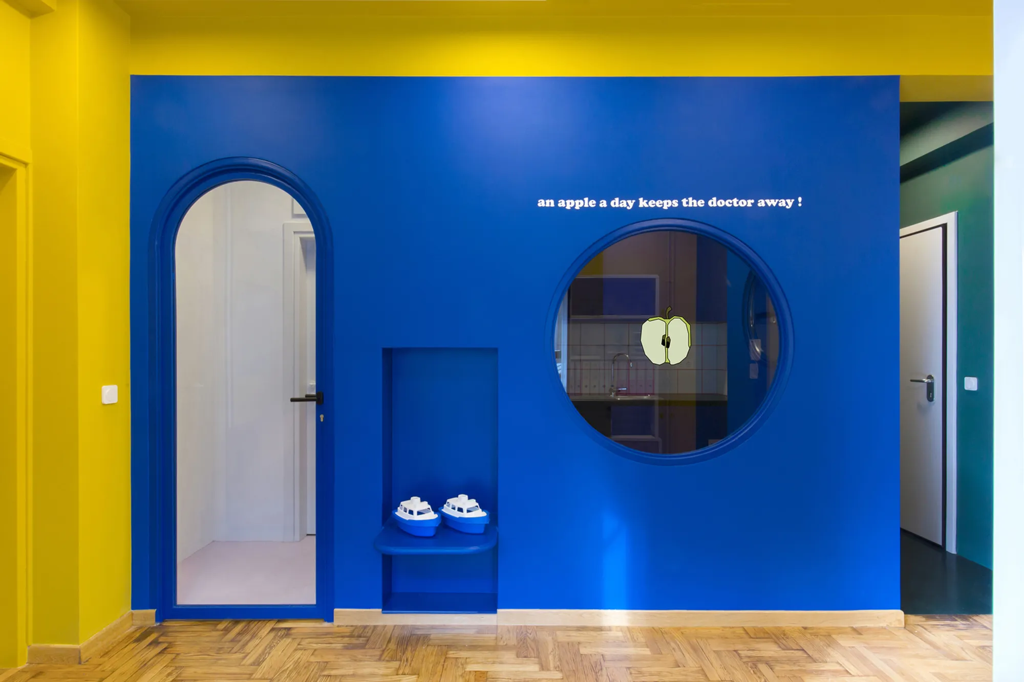 The Apple Tree Pediatrician’s Office by Studiomateriality: A Playful and Colorful Healing Space