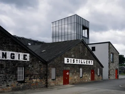 The Glenmorangie Distillery: A Masterpiece of Modern Distillery Architecture in Scotland