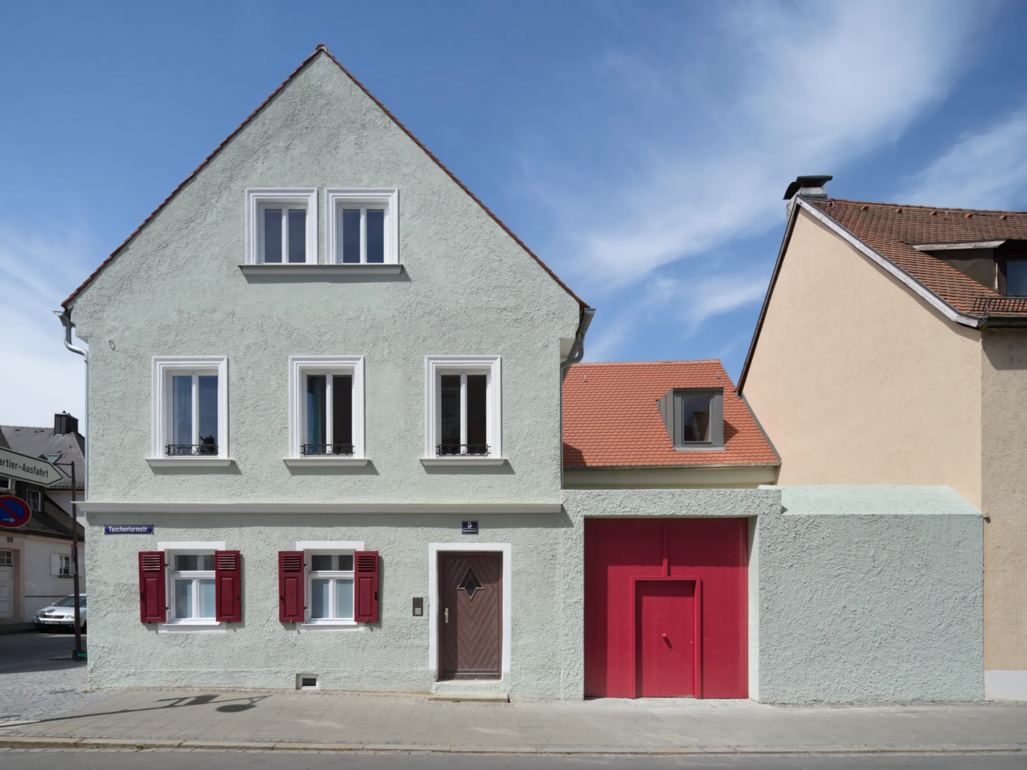 Thürwachterhaus by Büro Mühlbauer: A Historic Farmstead Transformed into Modern Living Spaces