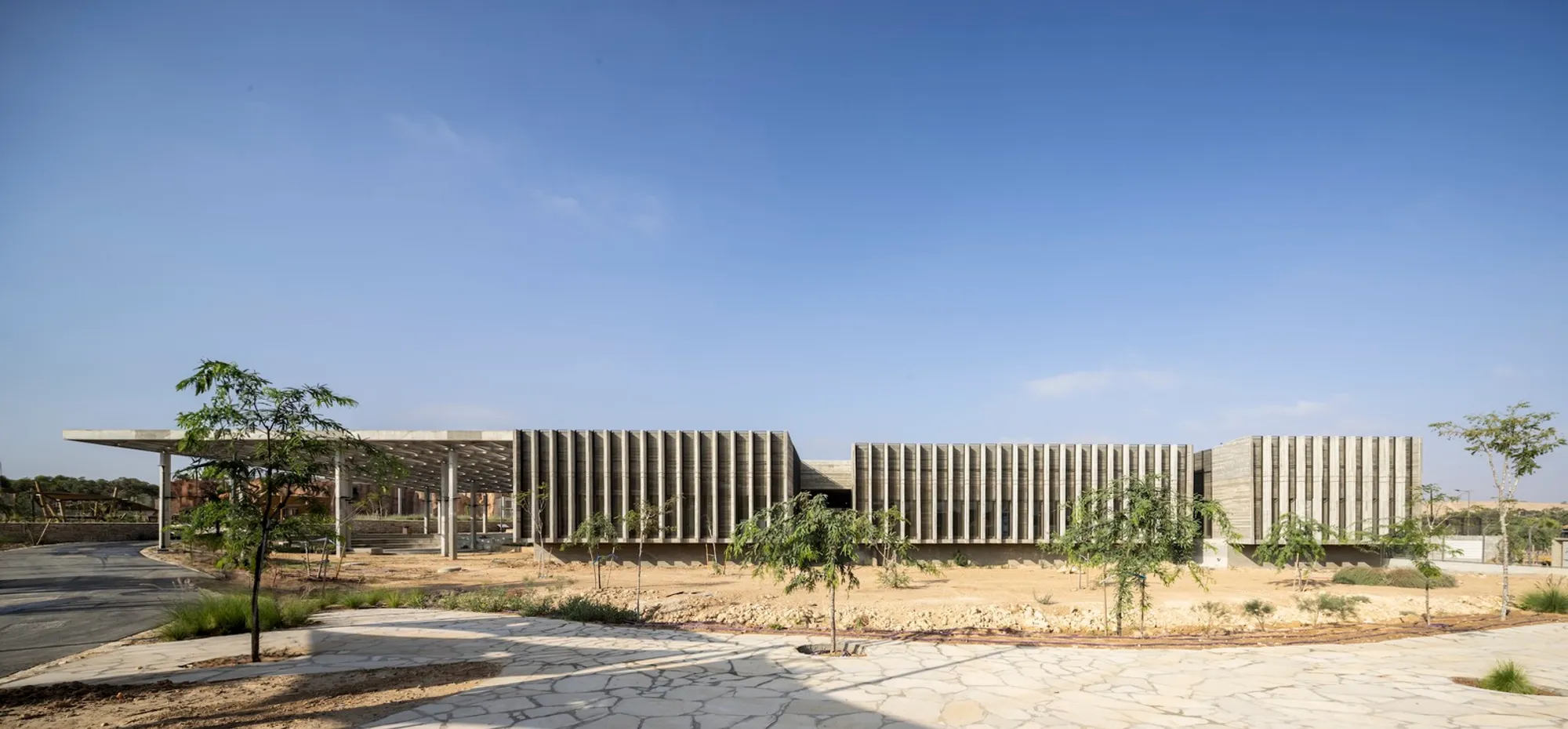 Midbarium: A Sustainable Desert Oasis by Asaf Lerman