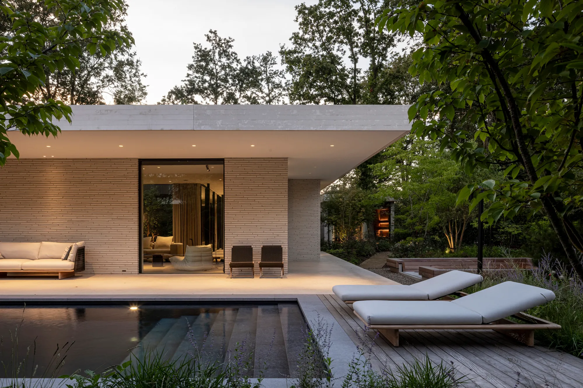 Hidden Villa: A Luxury Hidden Villa in the Netherlands Blending Architecture and Nature