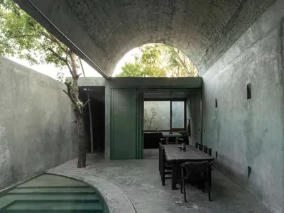 Cave-Inspired Architecture: The Sculptural Design of Gruta House in Yucatán