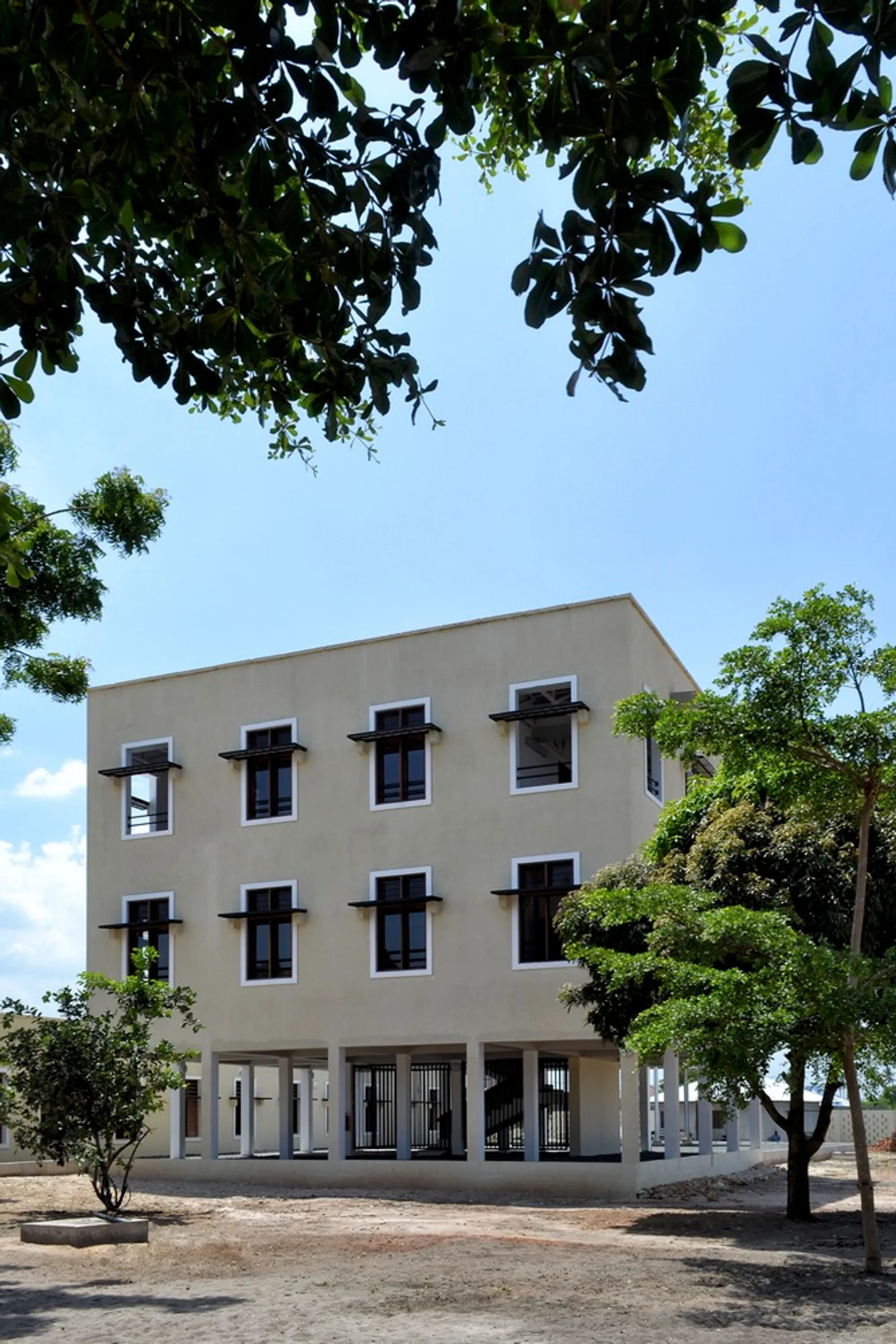 Mkombozi Primary School: A Sustainable Approach to Educational Architecture